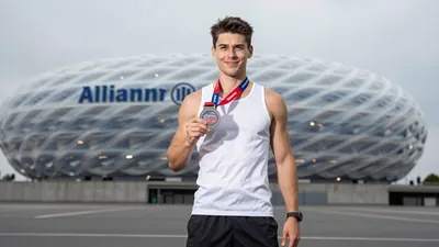 The Sydney Marathon’s finish-line medals mistakenly feature Munich’s Allianz Arena instead of Sydney’s Allianz Stadium
